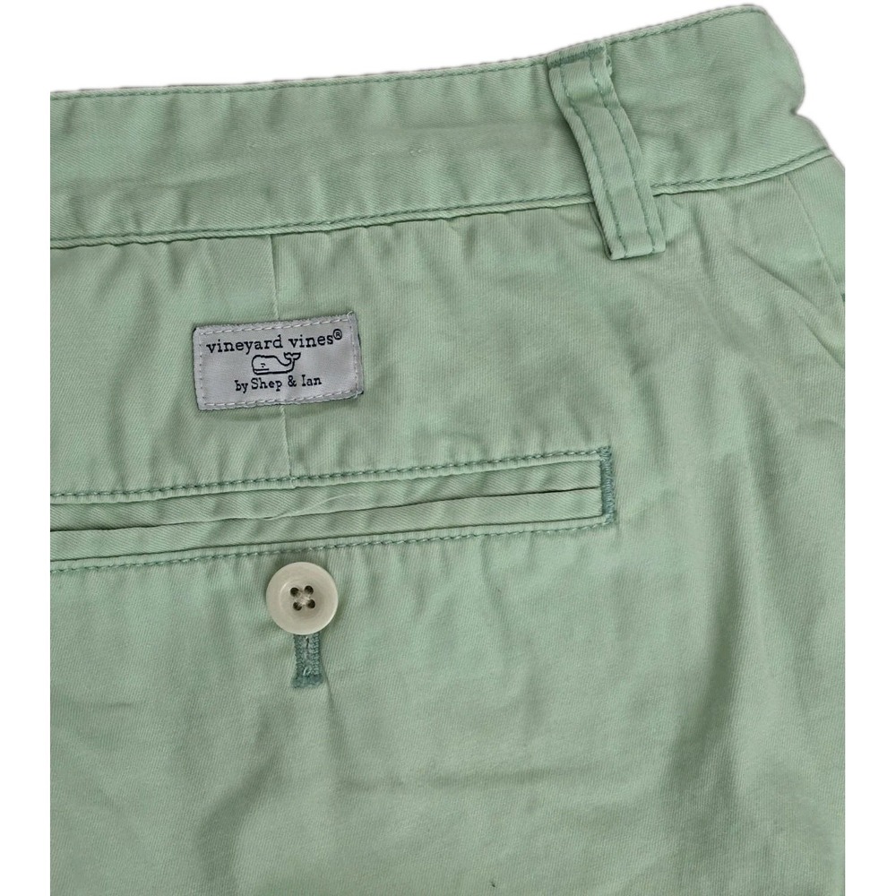 Vineyard Vines Shorts Mens 34 Khaki Lime Chino Flat Front 8" inseam Tropical
